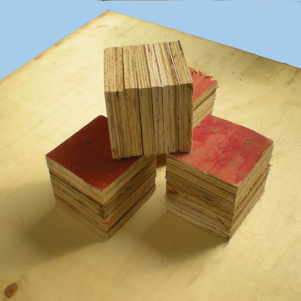 膠合(he)闆腳墩(dūn)